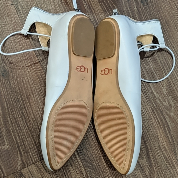 Gray UGG flats - Picture 2 of 4